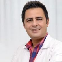 Op. Dr. Halil Kazgan — Kadın Hastalıkları Ve Doğum. Portre fotoğrafı.