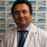 Prof. Dr. Alaattin Yıldız — Nefroloji, İstanbul. Portre fotoğrafı.