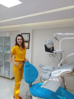 Dr. Dt. Naile Cura profilinde yer alan galeri fotoğrafı.