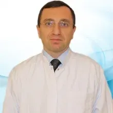 Prof. Dr. Fatih Dikici — Ortopedi Ve Travmatoloji, Küçükçekmece, İstanbul. Portre fotoğrafı.