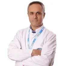Doç. Dr. Ünal Uluca — Çocuk Sağlığı Ve Hastalıkları. Portre fotoğrafı.
