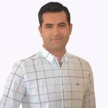 Op. Dr. Selçuk Yüce — Plastik Rekonstrüktif Ve Estetik Cerrahi, Ankara. Portre fotoğrafı.