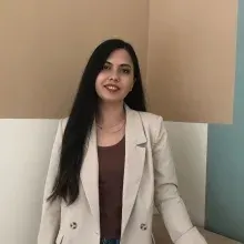 Dkt. Buse Özen Kışlalıoğlu — Dil ve Konuşma Terapisi, Burdur. Portre fotoğrafı.