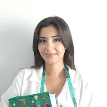 Dyt. Melike Çoban — Diyetisyen. Portre fotoğrafı.