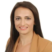 Dr. Psk. Dan. Aynur Fırıncı Kodaz — Psikolojik Danışma ve Rehberlik. Portre fotoğrafı.