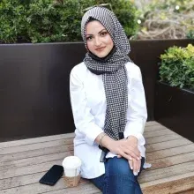 Psk. Ayşe Elif Türkmen — Psikoloji, İstanbul. Portre fotoğrafı.