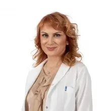 Prof. Dr. Evrim Eylem Akpınar — Göğüs Hastalıkları, Ankara. Portre fotoğrafı.