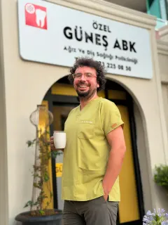 Uzm. Dt. Yusuf Abik profilinde yer alan galeri fotoğrafı.