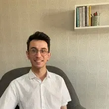 Psk. Dan. Alper Uysal — Psikolojik Danışma ve Rehberlik, Ankara. Portre fotoğrafı.