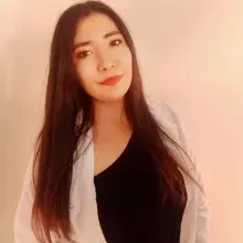 Dyt. Elif Seçgin — Diyetisyen, Bursa. Portre fotoğrafı.