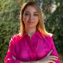 Kl. Psk. Gonca Orhaner — Psikoloji. Portre fotoğrafı.