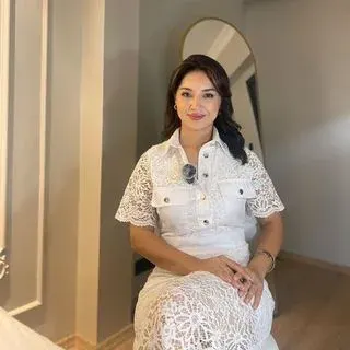 Dyt. Rabia Yıldız — Diyetisyen. Portre fotoğrafı.