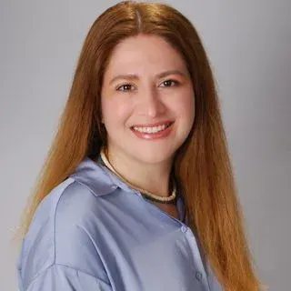 Kl. Psk. Aslı Aydın — Psikoloji, Antalya. Portre fotoğrafı.