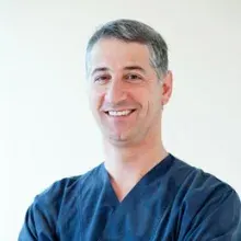 Prof. Dr. Muharrem İnan — Ortopedi Ve Travmatoloji, İstanbul. Portre fotoğrafı.
