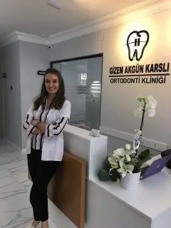Uzm. Dt. Gizem Akgün Karslı profilinde yer alan galeri fotoğrafı.