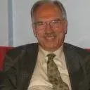 Prof. Dr. Oğuz Polatkan — El Cerrahisi, Fatih, İstanbul. Portre fotoğrafı.