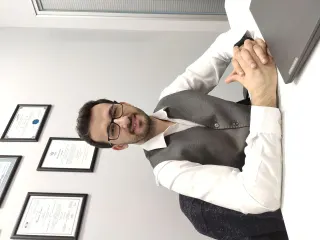 Kl. Psk. Ömer Suna profilinde yer alan galeri fotoğrafı.