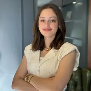 Dkt. Emine Nur Demir profilinde yer alan galeri fotoğrafı.