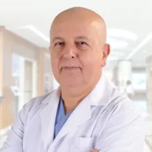 Uzm. Dr. Can Hamsici — Kardiyoloji, Canik, Samsun. Portre fotoğrafı.