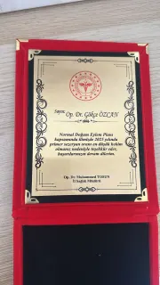Op. Dr. Gökçe Özcan profilinde yer alan galeri fotoğrafı.