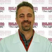 Dr. Öğr. Üyesi Hayrettin Mutlu — Diyetisyen, Kadıköy, İstanbul. Portre fotoğrafı.