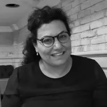 Op. Dr. Zühal Dilek Sanlı — İstanbul. Portre fotoğrafı.