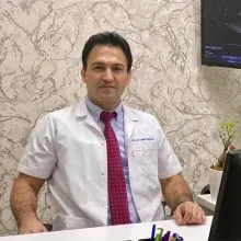 Op. Dr. Halit Arslan — Kadın Hastalıkları Ve Doğum, Osmangazi, Bursa. Portre fotoğrafı.