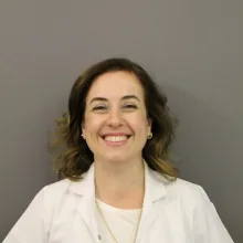 Dr. Dt. Badel Memili Arıcıoğlu — Ortodonti, Adana. Portre fotoğrafı.