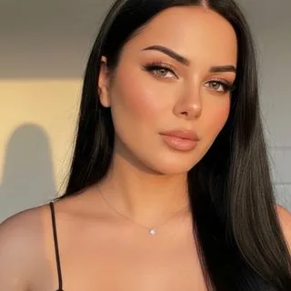 Dilara Erol — Çocuk Gelişimi. Portre fotoğrafı.