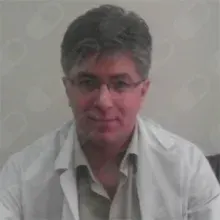 Op. Dr. Sebahattin Şentürk — Ortopedi Ve Travmatoloji, Ataşehir, İstanbul. Portre fotoğrafı.