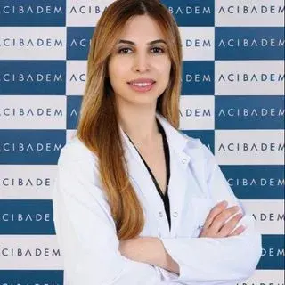 Op. Dr. Asiye Merve Erdoğan — Adana. Portre fotoğrafı.