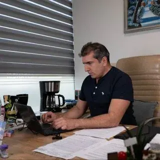 Doç. Dr. Umut Rıza Gündüz — Genel Cerrahi, Antalya. Portre fotoğrafı.