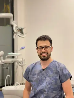 Dt. Ergün Gökdemir profilinde yer alan galeri fotoğrafı.