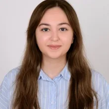 Psk. Zeynepnur Kulaksız — Psikoloji. Portre fotoğrafı.