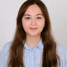 Psk. Zeynepnur Kulaksız — Psikoloji. Portre fotoğrafı.