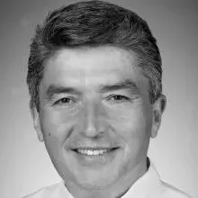 Prof. Dr. Sedat Baran — Ortodonti, Antalya. Portre fotoğrafı.