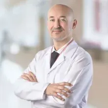 Op. Dr. Ersin Kurtar — Ortopedi Ve Travmatoloji, İstanbul. Portre fotoğrafı.