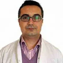 Op. Dr. Esat Kaan Akbay — Üroloji, Kepez, Antalya. Portre fotoğrafı.