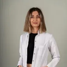 Fzt. Esra Duman Tok — Fizyoterapi Ve Rehabilitasyon, Serdivan, Sakarya. Portre fotoğrafı.