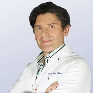 Uzm. Dr. Bekir Muhsin Arpaözü — Çocuk Sağlığı Ve Hastalıkları, Ümraniye, İstanbul. Portre fotoğrafı.