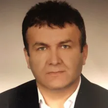Prof. Dr. Aydın Yıldırım — Kardiyoloji, İstanbul. Portre fotoğrafı.