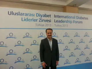 Prof. Dr. Mustafa Araz profilinde yer alan galeri fotoğrafı.