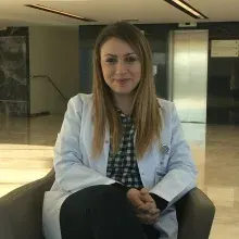 Dyt. Melike Hatun Gülal — Diyetisyen, Antalya. Portre fotoğrafı.