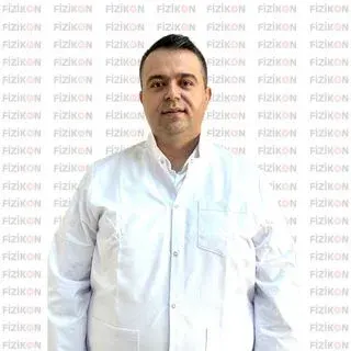 Uzm. Dr. Muharrem Aker — Fiziksel Tıp Ve Rehabilitasyon, Selçuklu, Konya. Portre fotoğrafı.