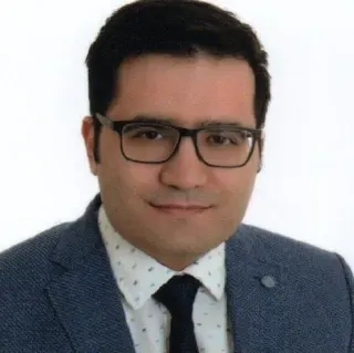Doç. Dr. Ömer Faruk Uygur profilinde yer alan galeri fotoğrafı.