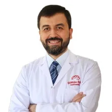 Uzm. Dr. Özgür Sönmezer — Üroloji, Çorum. Portre fotoğrafı.