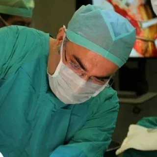 Prof. Dr. Mahir Kırnap — Genel Cerrahi, Şişli, İstanbul. Portre fotoğrafı.