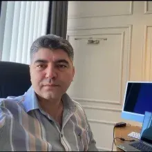 Op. Dr. Şükrü İşler — Plastik Rekonstrüktif Ve Estetik Cerrahi, Bursa. Portre fotoğrafı.