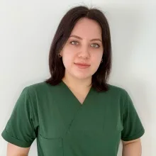 Dt. Melike Beyaz — Diş Hekimi, Samsun. Portre fotoğrafı.