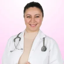 Uzm. Dr. Esra Akyüz — Nöroloji, Balıkesir. Portre fotoğrafı.